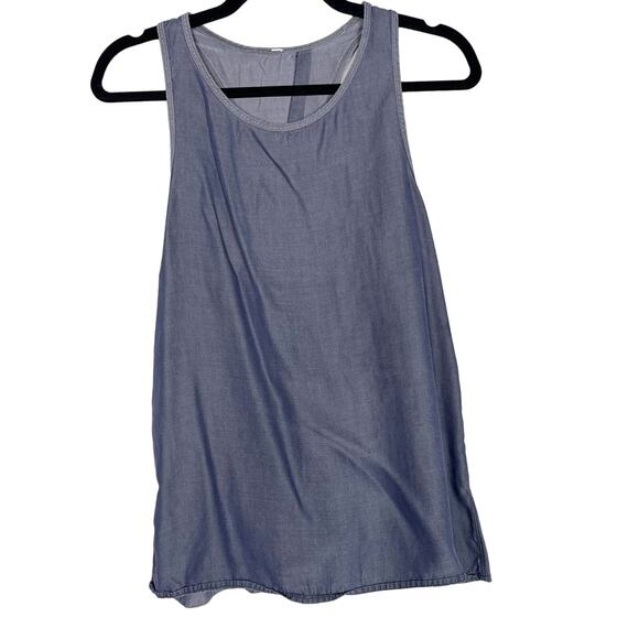 Lululemon Womens 8 Blue Chambray Split Back Tank Top Crew Neck Sleeveless - Picture 1 of 7